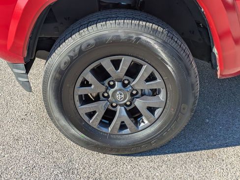 Used 2023 Toyota Tacoma SR5 image 11