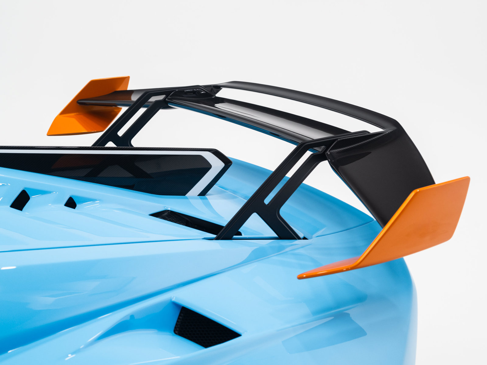 Used 2022 Lamborghini Huracan STO RWD image 25