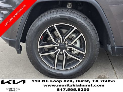 Used 2019 Jeep Grand Cherokee Trailhawk w/ Trailhawk Luxury Group AWD/4WD image 17