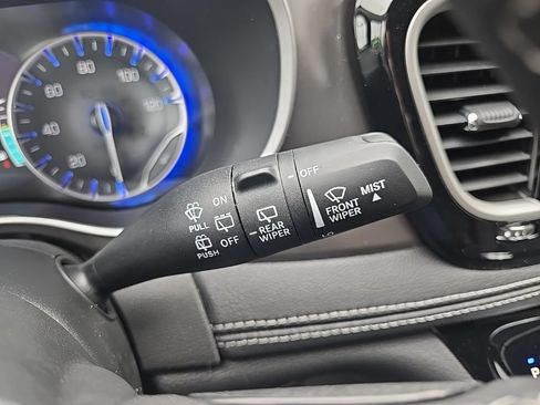 New 2026 Chrysler Pacifica Select w/ S Appearance Package FWD image 43