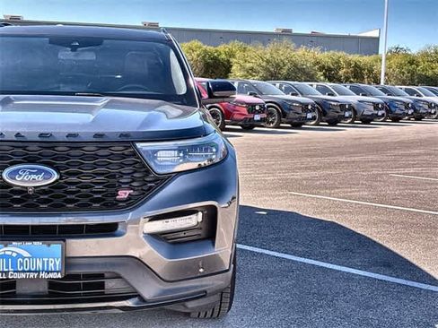 Used 2020 Ford Explorer ST w/ Premium Technology Package image 11