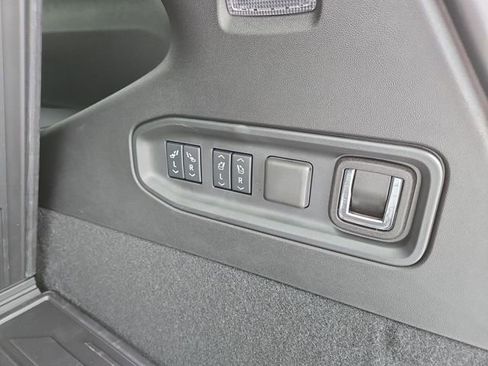 New 2026 Cadillac Vistiq Sport image 36