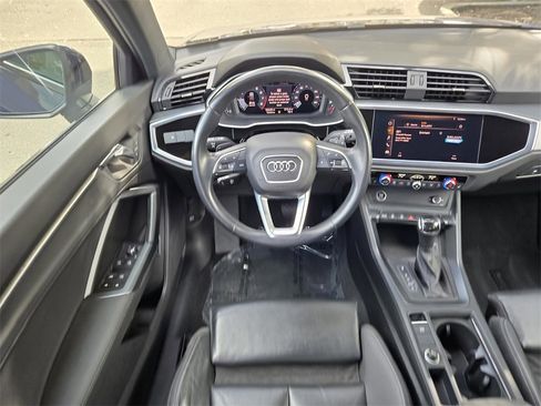 Used 2021 Audi Q3 2.0T Premium w/ Convenience Package image 13