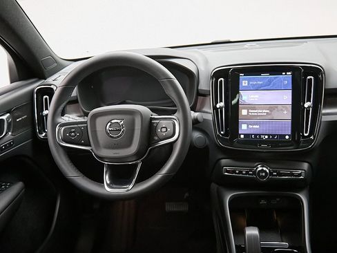 Certified 2023 Volvo C40 P8 Recharge Ultimate image 23