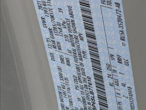 New 2025 Ford Bronco Badlands image 16