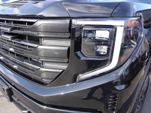 Used 2023 GMC Sierra 1500 Pro w/ Graphite Edition image 54