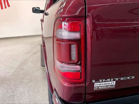 Used 2022 RAM 1500 Limited w/ Body-Colour Bumper Group AWD/4WD image 23