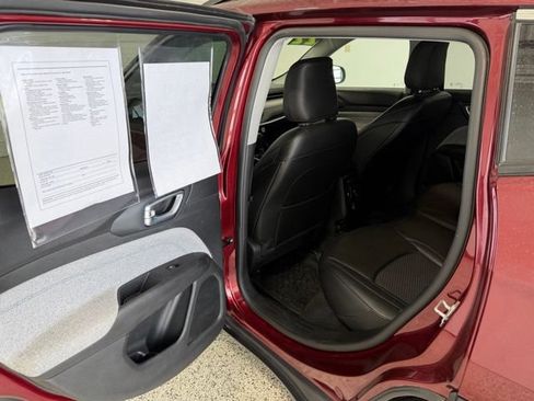 Used 2022 Jeep Compass Latitude w/ Convenience Group AWD/4WD image 22