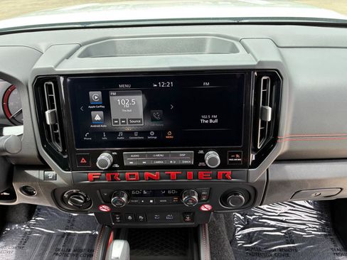 Used 2026 Nissan Frontier PRO-4X AWD/4WD image 17