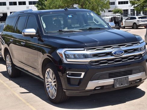 Used 2023 Ford Expedition Max Platinum AWD/4WD image 4
