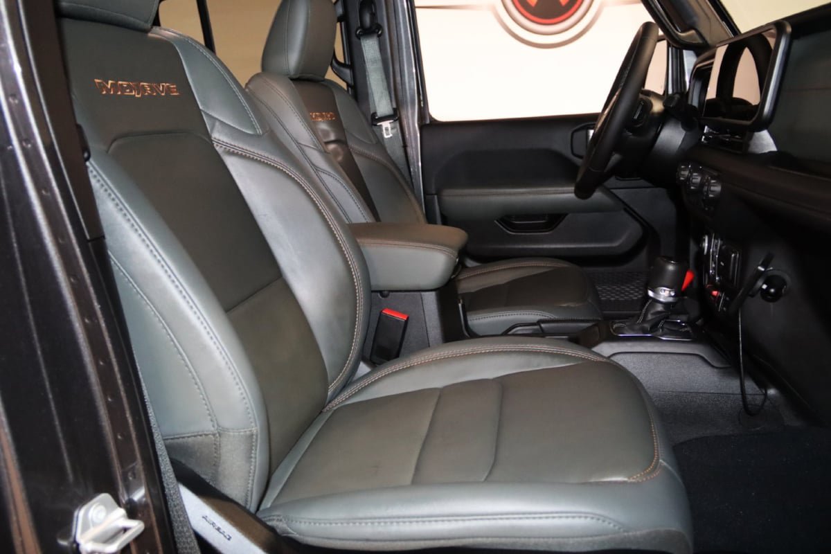 Used 2026 Jeep Gladiator Mojave AWD/4WD image 79