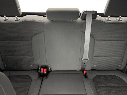 Used 2021 Chevrolet Silverado 1500 Custom image 18