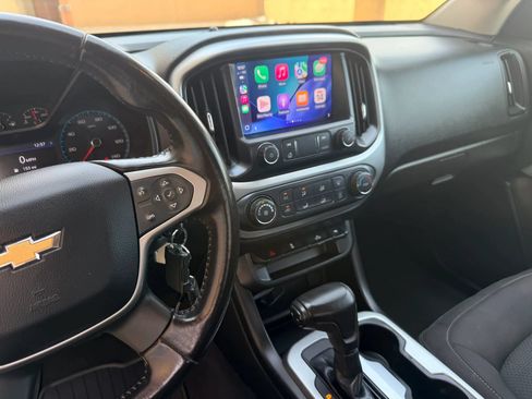 Used 2020 Chevrolet Colorado LT w/ LT Convenience Package AWD/4WD image 4