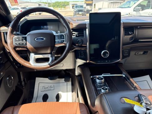 Used 2023 Ford Expedition Max King Ranch AWD/4WD image 7