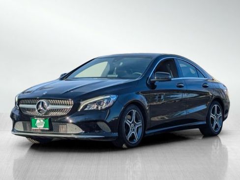 Used 2018 Mercedes-Benz CLA 250 4MATIC image 8