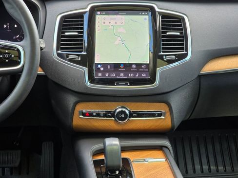 Used 2023 Volvo XC90 B6 Plus w/ Protection Package Premier AWD/4WD image 38