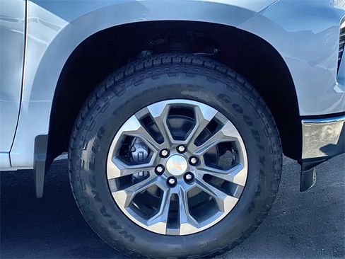 New 2026 Chevrolet Silverado 1500 LT image 39