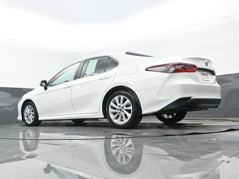 Used 2022 Toyota Camry LE FWD image 26