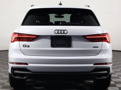 Used 2024 Audi Q3 2.0T Premium w/ Convenience Package AWD/4WD image 5