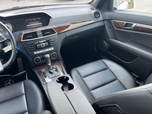 Used 2014 Mercedes-Benz C 250 Sedan image 14