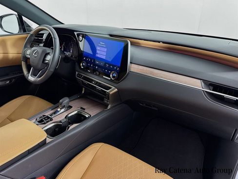 Certified 2023 Lexus RX 350 Premium Plus w/ Cold Area Package AWD/4WD image 32