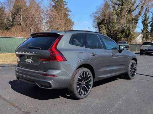 New 2026 Volvo XC60 B5 Ultra w/ Protection Package Premier image 2