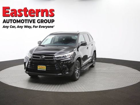Used 2018 Toyota Highlander SE AWD/4WD image 55