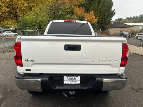 Used 2014 Toyota Tundra SR5 w/ SR5 Upgrade Package AWD/4WD image 6