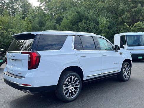 New 2026 GMC Yukon Denali w/ Sun & Power Step Package AWD/4WD image 5