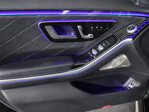 Used 2023 Mercedes-Benz S 580 S 580 image 11