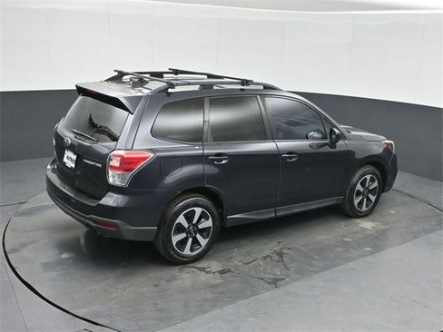 Used 2017 Subaru Forester 2.5i Premium image 30