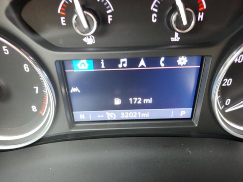 Certified 2023 Buick Enclave Essence image 21