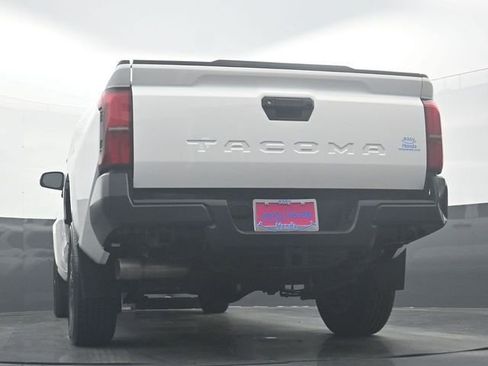 Used 2024 Toyota Tacoma SR image 32