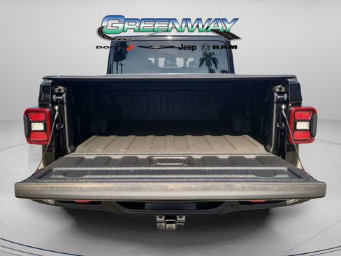 New 2025 Jeep Gladiator Rubicon image 30