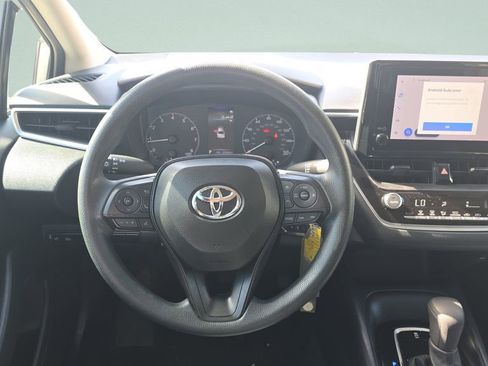 Used 2024 Toyota Corolla LE FWD image 11