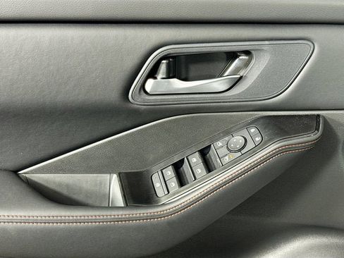 New 2026 Nissan Rogue SV AWD/4WD image 14