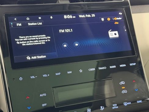 Used 2024 Hyundai Tucson Limited AWD/4WD image 17