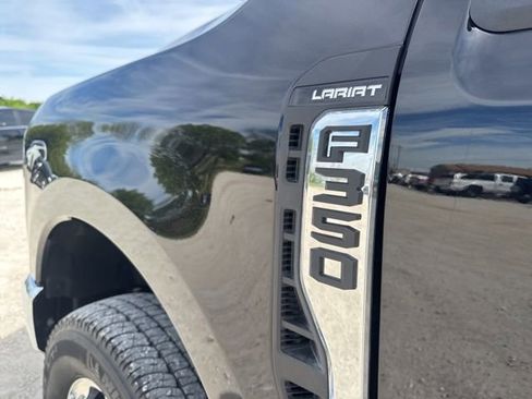 Used 2025 Ford F350 Lariat w/ Lariat Ultimate Package AWD/4WD image 10
