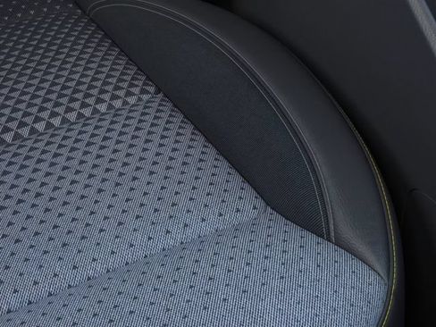 New 2026 Chevrolet Trax LT FWD image 21