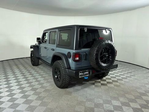 Used 2024 Jeep Wrangler Unlimited image 9