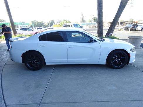 Used 2021 Dodge Charger SXT w/ Blacktop Package RWD image 8