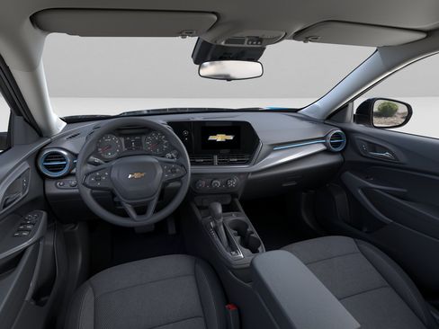 New 2026 Chevrolet Trax LS w/ LS Convenience Package FWD image 15