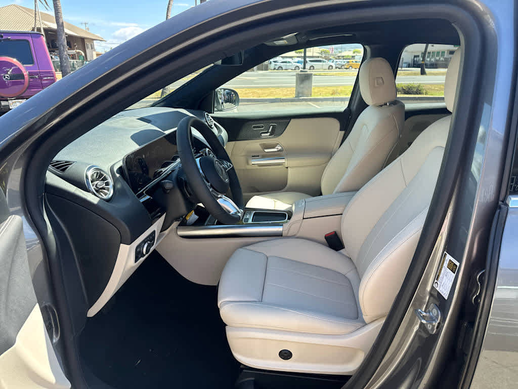 Used 2025 Mercedes-Benz GLA 250 4MATIC image 10