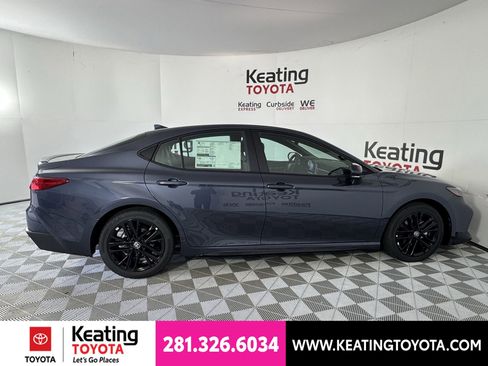 New 2026 Toyota Camry SE FWD image 4