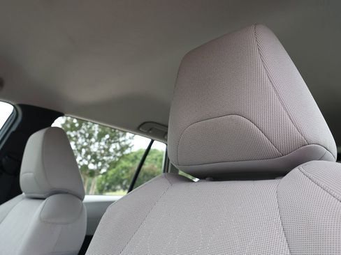 Used 2024 Toyota Corolla Cross L AWD/4WD image 15