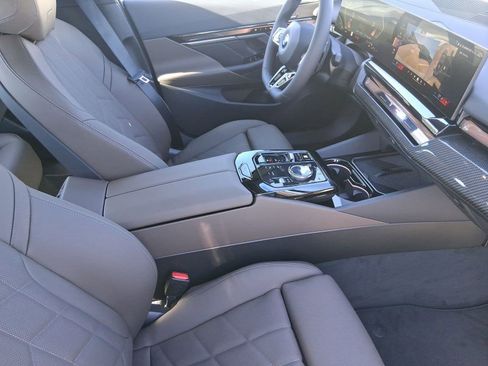 New 2026 BMW 540i xDrive w/ M Sport Package image 31