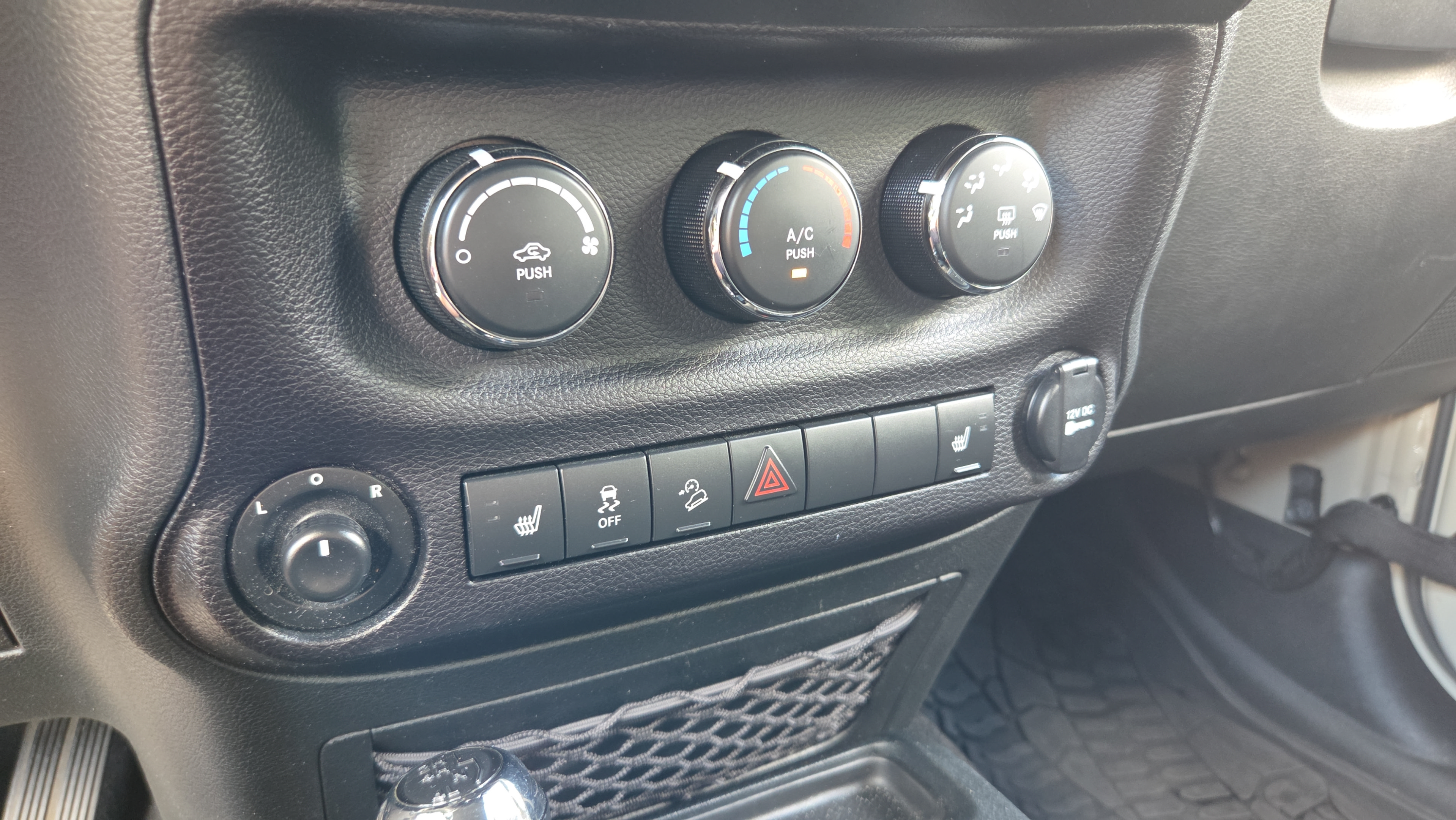 Used 2017 Jeep Wrangler Unlimited Sport w/ Quick Order Package 24S AWD/4WD image 20
