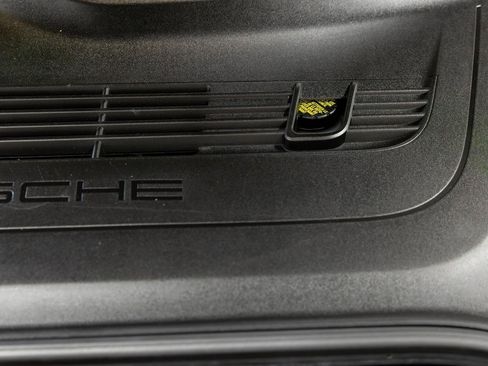 Used 2018 Porsche 718 Cayman RWD image 43