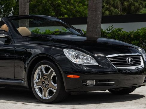Used 2006 Lexus SC 430 Convertible w/ Preferred Accessory Pkg RWD image 16