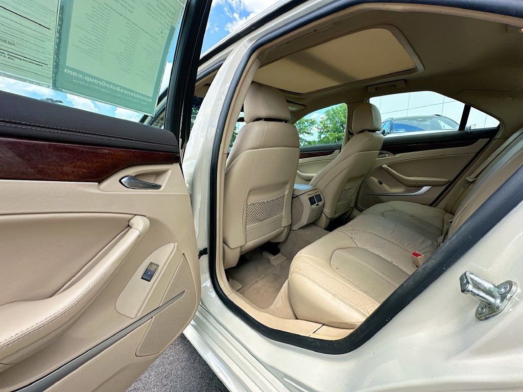 Used 2010 Cadillac CTS Luxury RWD image 17